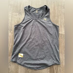 Tracksmith session tank